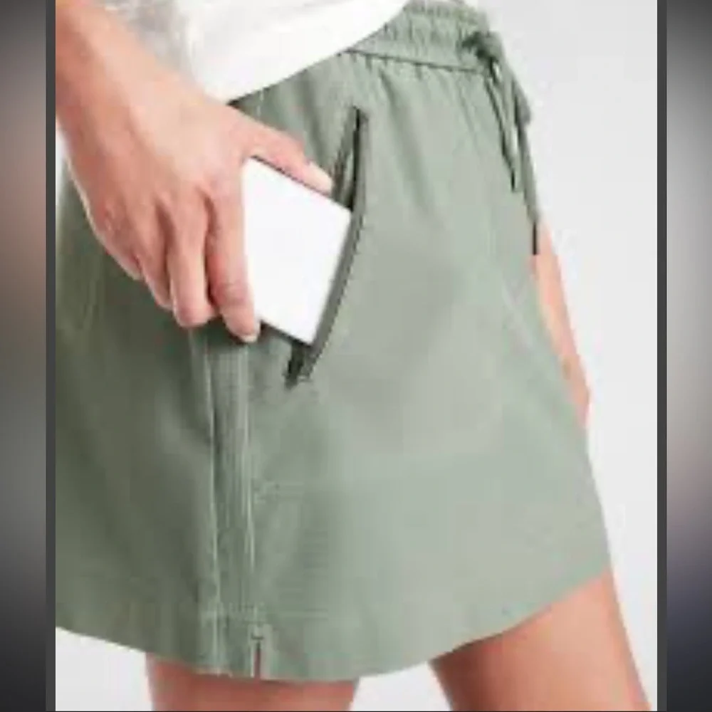Athleta Farallon Olive Green Skirt Tie Waist with Zipper Pockets Size 6
